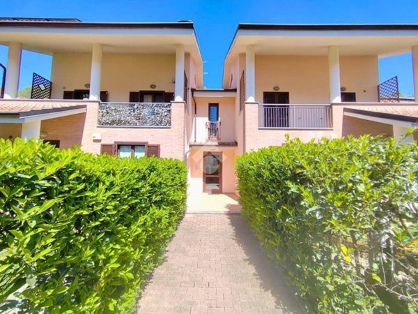 appartamento in vendita a Pinerolo in zona Abbadia Alpina