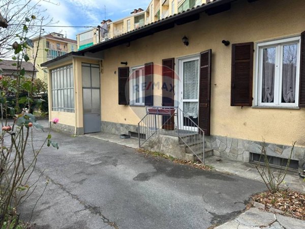 casa indipendente in vendita a Pinerolo