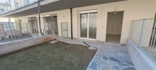 casa indipendente in vendita a Pinerolo in zona Abbadia Alpina