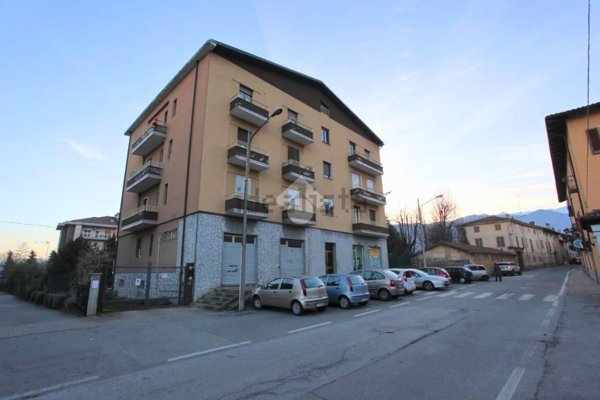 appartamento in vendita a Pinerolo in zona Abbadia Alpina