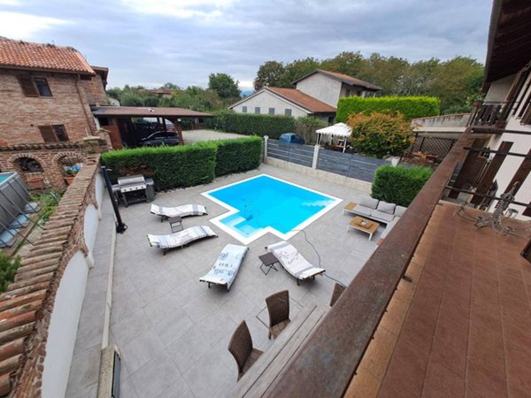 casa indipendente in vendita a Pinerolo in zona Riva