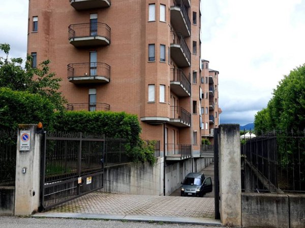 locale di sgombero in vendita a Pinerolo