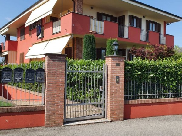 appartamento in vendita a Pinerolo in zona Riva