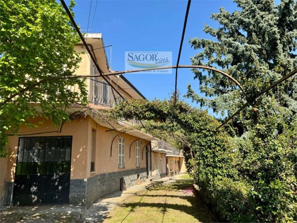 casa indipendente in vendita a Pinerolo in zona Riva