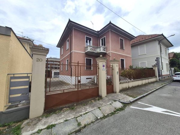 appartamento in vendita a Pinerolo