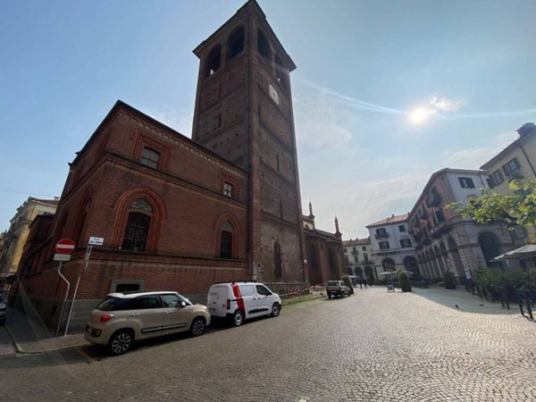 negozio in vendita a Pinerolo