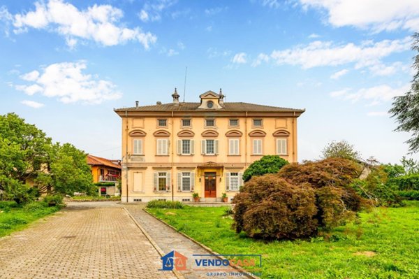 casa indipendente in vendita a Pinerolo in zona Riva