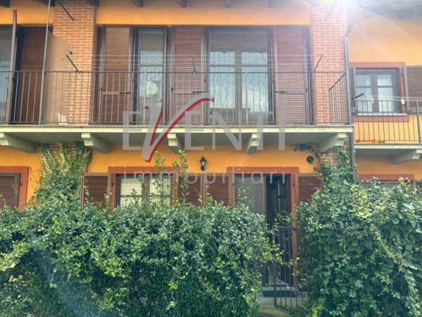 casa indipendente in vendita a Pinerolo