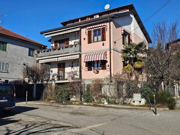 casa indipendente in vendita a Pinerolo