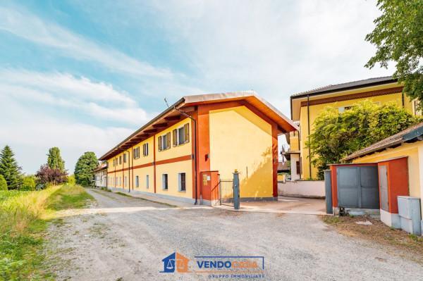 appartamento in vendita a Pinerolo in zona Baudenasca