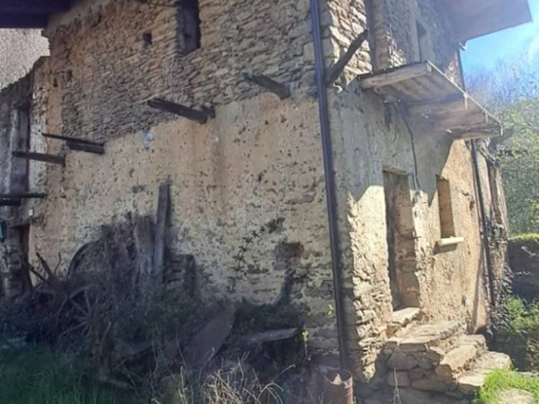 casale in vendita a Pinerolo
