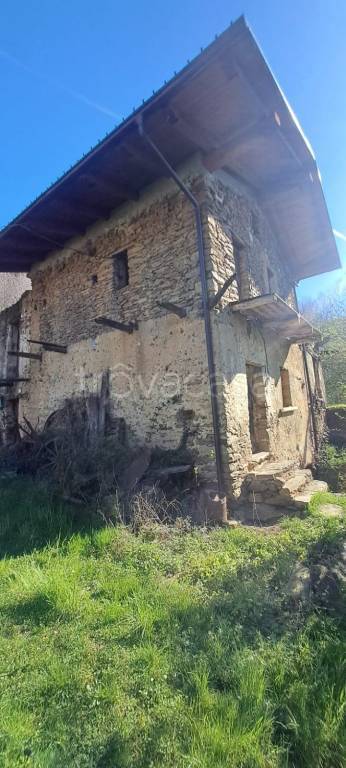 casale in vendita a Pinerolo