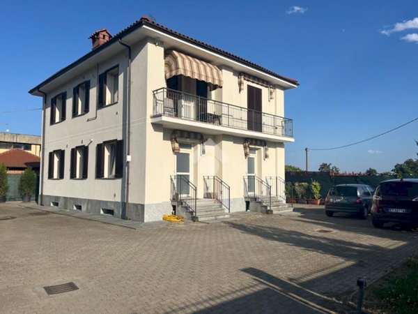 casa indipendente in vendita a Pinerolo in zona Abbadia Alpina