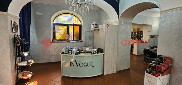 negozio in vendita a Pinerolo
