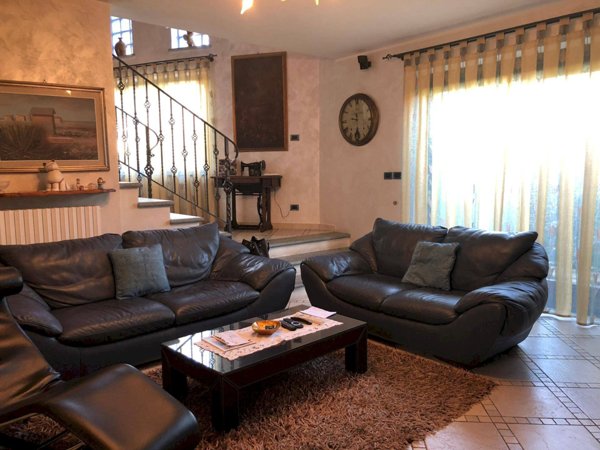 casa indipendente in vendita a Pinerolo
