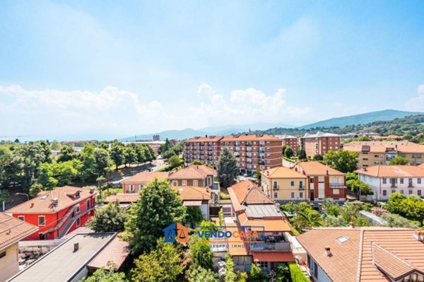 appartamento in vendita a Pinerolo in zona Colletto