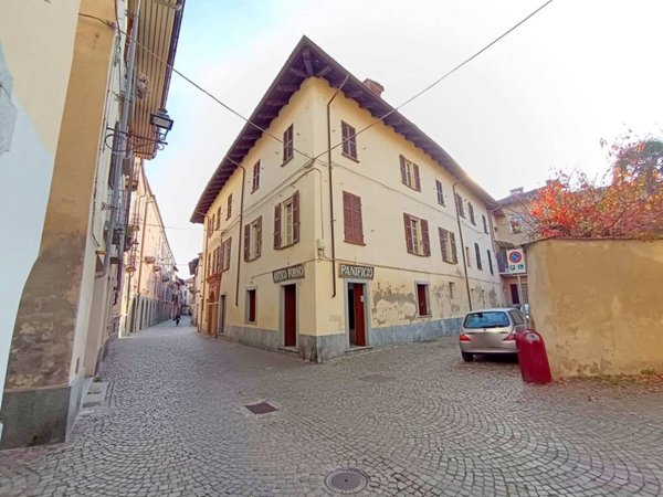 negozio in vendita a Pinerolo
