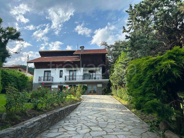 casa indipendente in vendita a Pinerolo