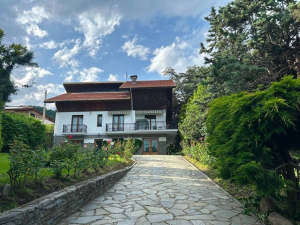 casa indipendente in vendita a Pinerolo