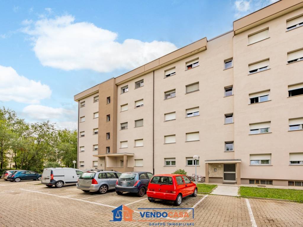 appartamento in vendita a Pinerolo in zona Abbadia Alpina