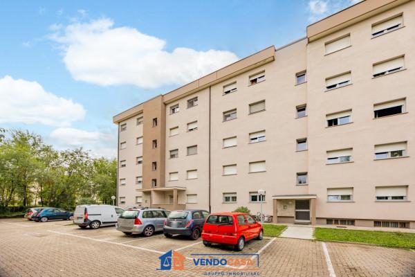 appartamento in vendita a Pinerolo in zona Abbadia Alpina