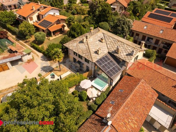 casa indipendente in vendita a Pinerolo in zona Riva