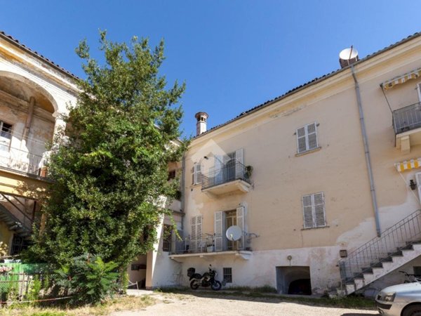 appartamento in vendita a Pinerolo in zona Abbadia Alpina