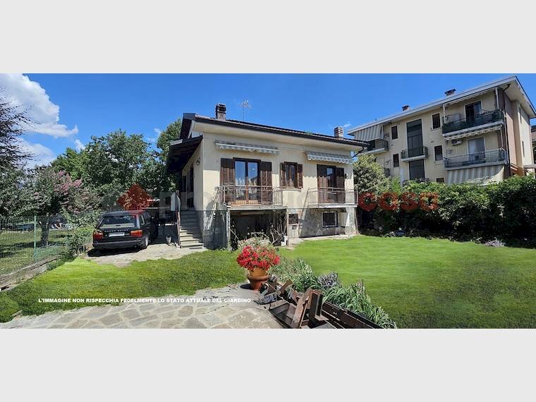 casa indipendente in vendita a Pinerolo in zona Riva