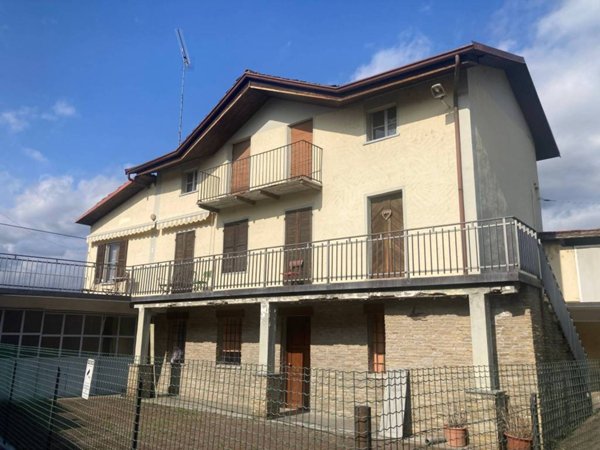 casa indipendente in vendita a Pinerolo