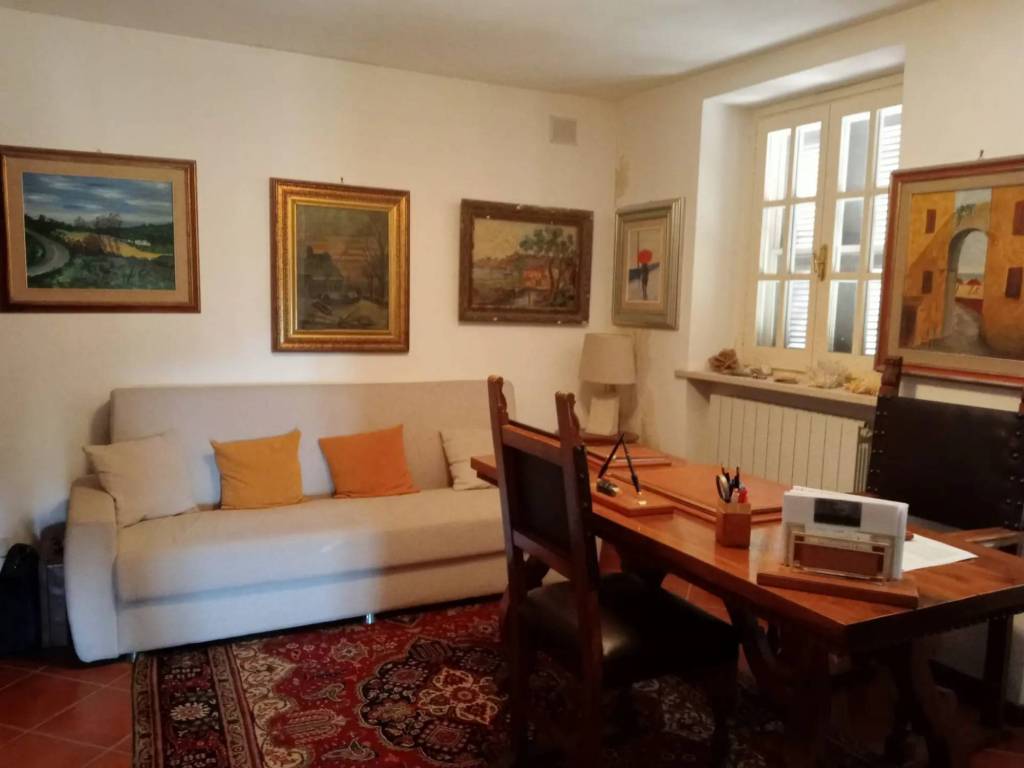 casa indipendente in vendita a Pinerolo