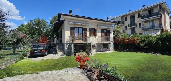 casa indipendente in vendita a Pinerolo in zona Riva