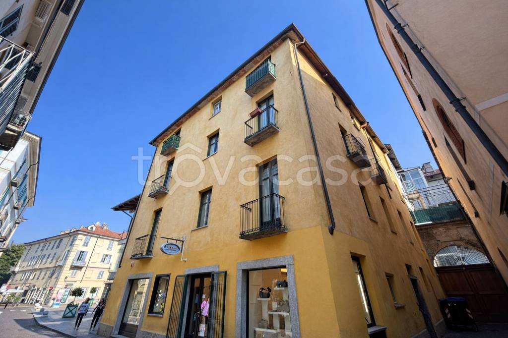 ufficio in vendita a Pinerolo