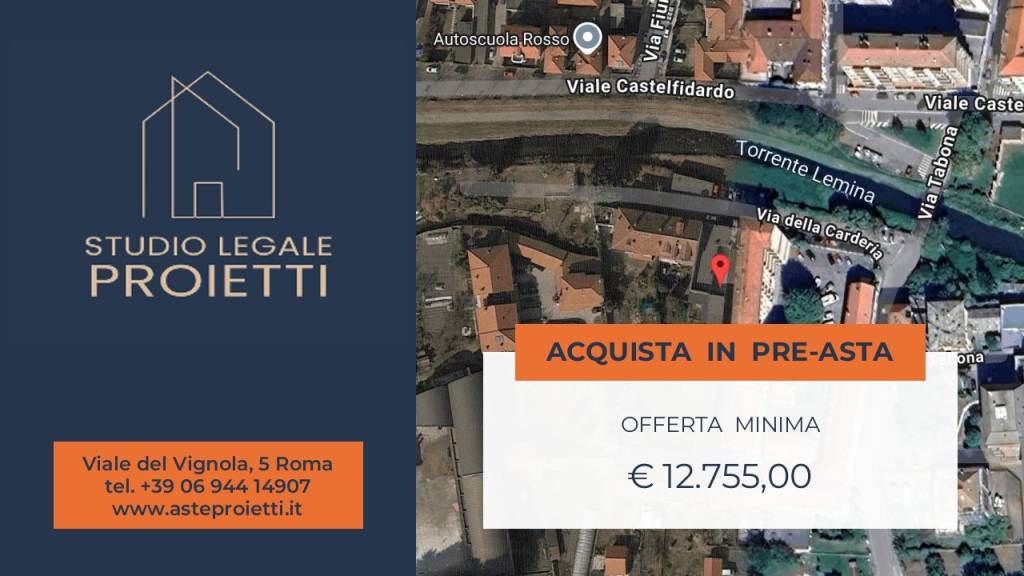 locale commerciale in vendita a Pinerolo