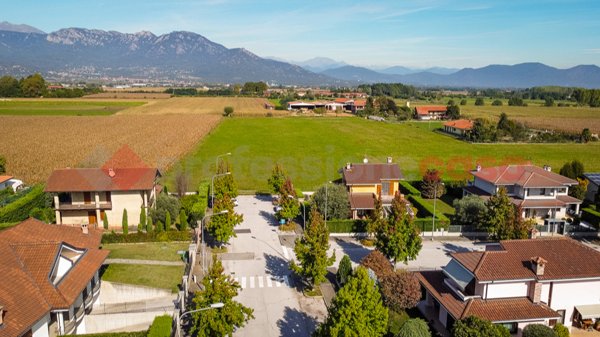 terreno edificabile in vendita a Pinerolo in zona Riva