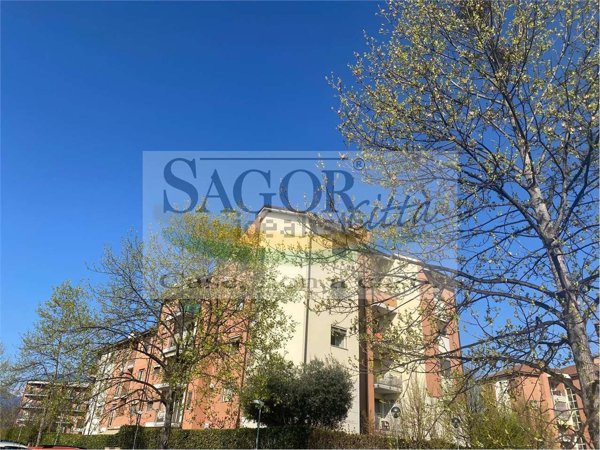 appartamento in vendita a Pinerolo in zona Baudenasca