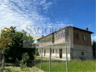 casa indipendente in vendita a Pinerolo