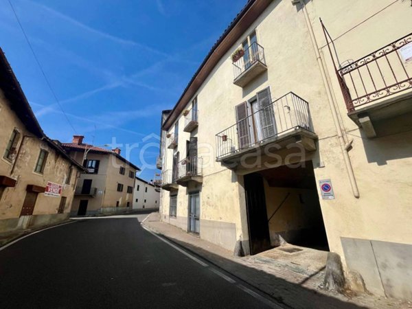 appartamento in vendita a Pinerolo in zona Abbadia Alpina