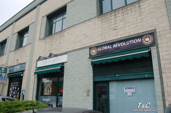 ufficio in vendita a Pinerolo in zona Motta Grossa