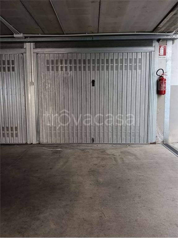 negozio in vendita a Pinerolo