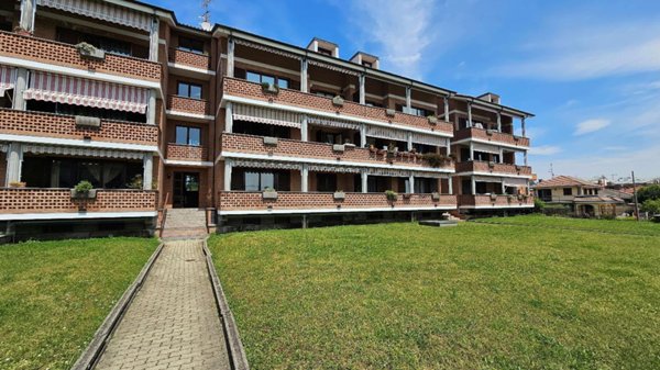 appartamento in vendita a Pinerolo in zona Abbadia Alpina