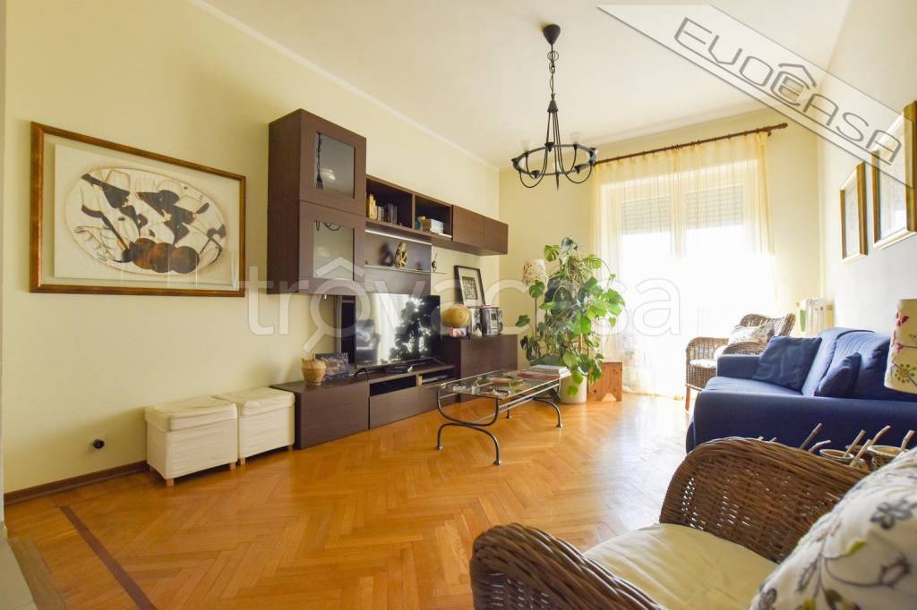 appartamento in vendita a Pinerolo