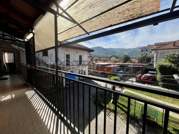 casa indipendente in vendita a Pinerolo in zona Abbadia Alpina