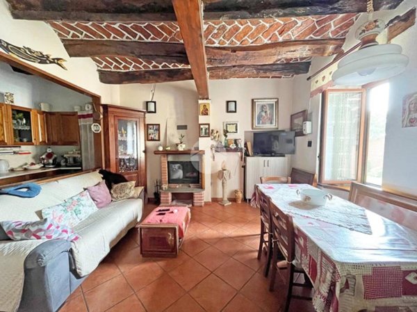 appartamento in vendita a Pinerolo in zona Colletto