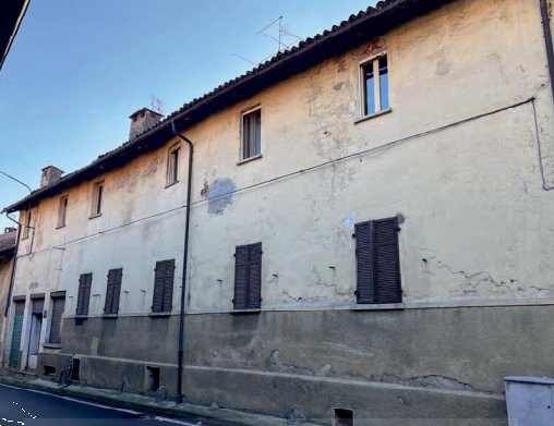 appartamento in vendita a Pinerolo in zona Abbadia Alpina
