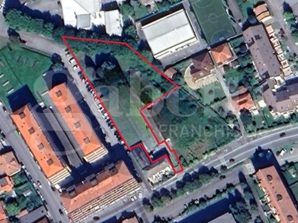 terreno edificabile in vendita a Pinerolo