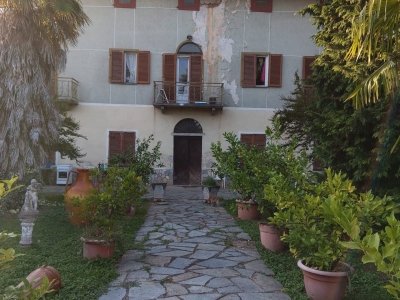 casa indipendente in vendita a Pinerolo