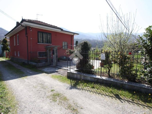 casa indipendente in vendita a Pinerolo in zona Abbadia Alpina