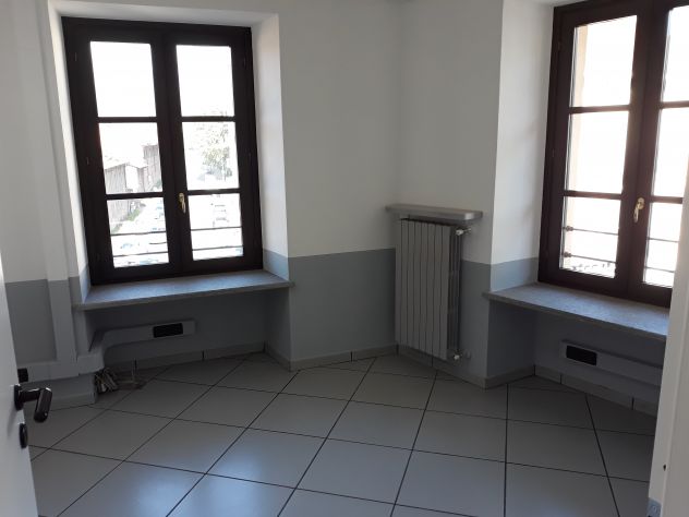 ufficio in vendita a Pinerolo