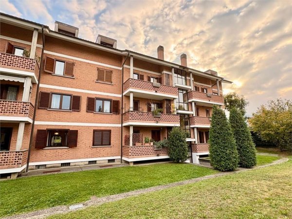 appartamento in vendita a Pinerolo in zona Abbadia Alpina