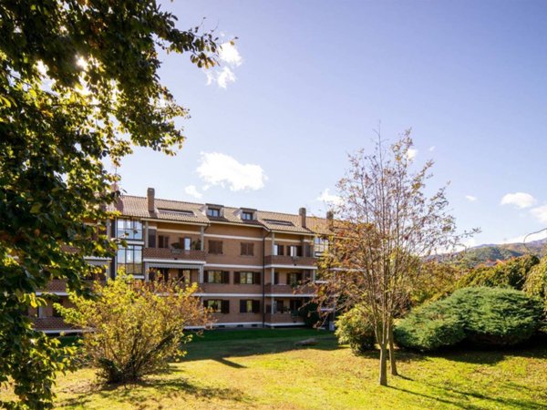 appartamento in vendita a Pinerolo in zona Abbadia Alpina